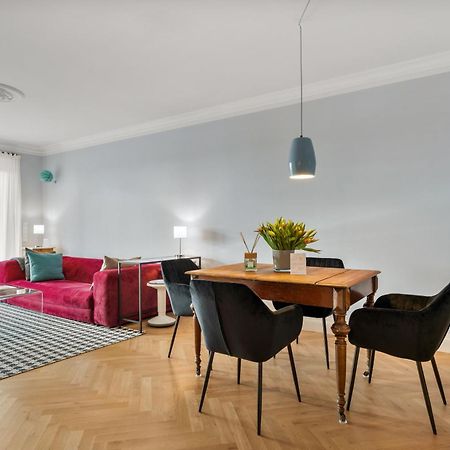 Cls Zentrale City-Wohnung In Hamburg Mit E-Laden Und Tiefgarage, Grosser Balkon, Blick Ueber Hamburg, Parkplatz, Cafe Im Haus, Bushaltestelle Direkt Gegenueber, Flex Check In 外观 照片