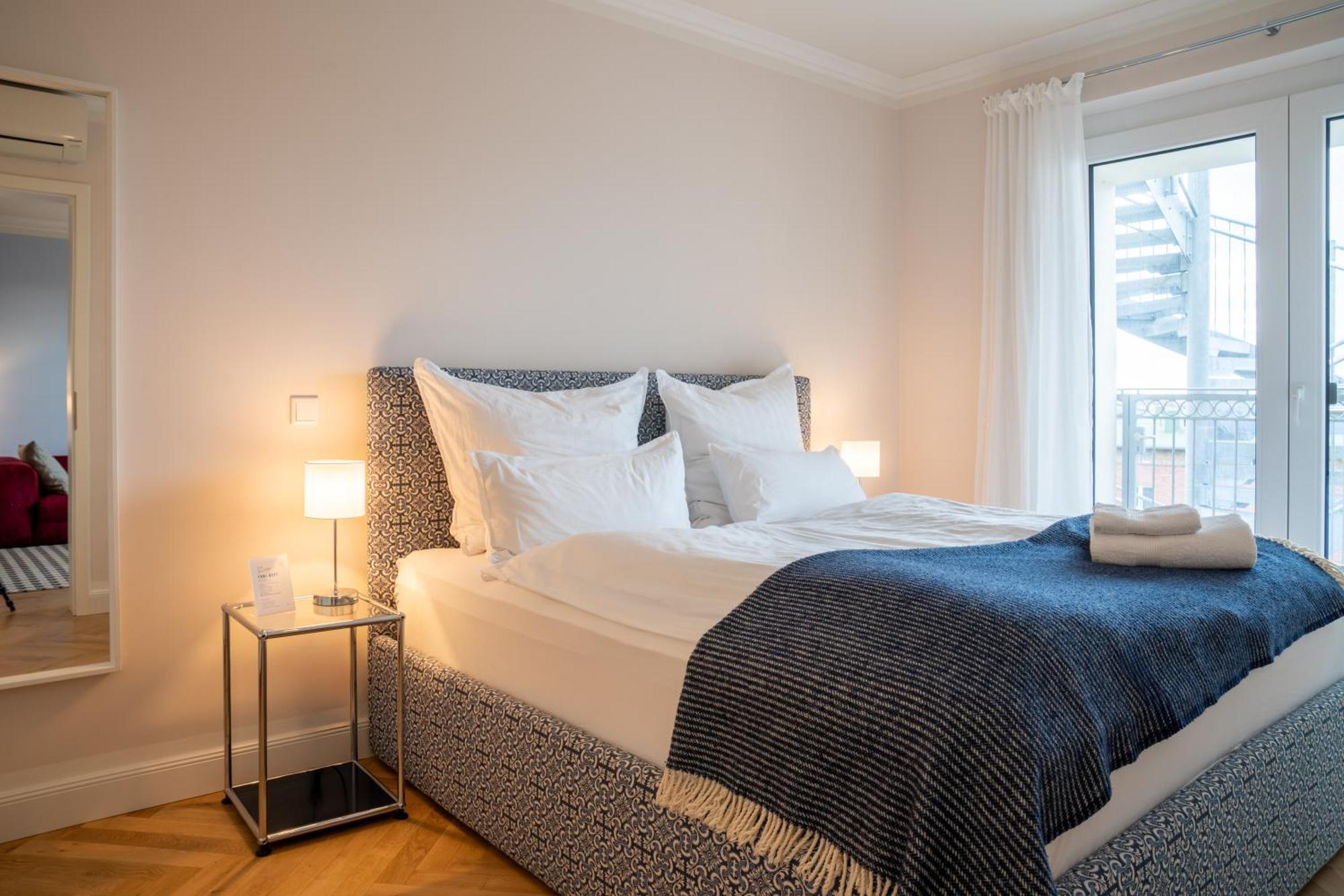 Cls Zentrale City-Wohnung In Hamburg Mit E-Laden Und Tiefgarage, Grosser Balkon, Blick Ueber Hamburg, Parkplatz, Cafe Im Haus, Bushaltestelle Direkt Gegenueber, Flex Check In 外观 照片